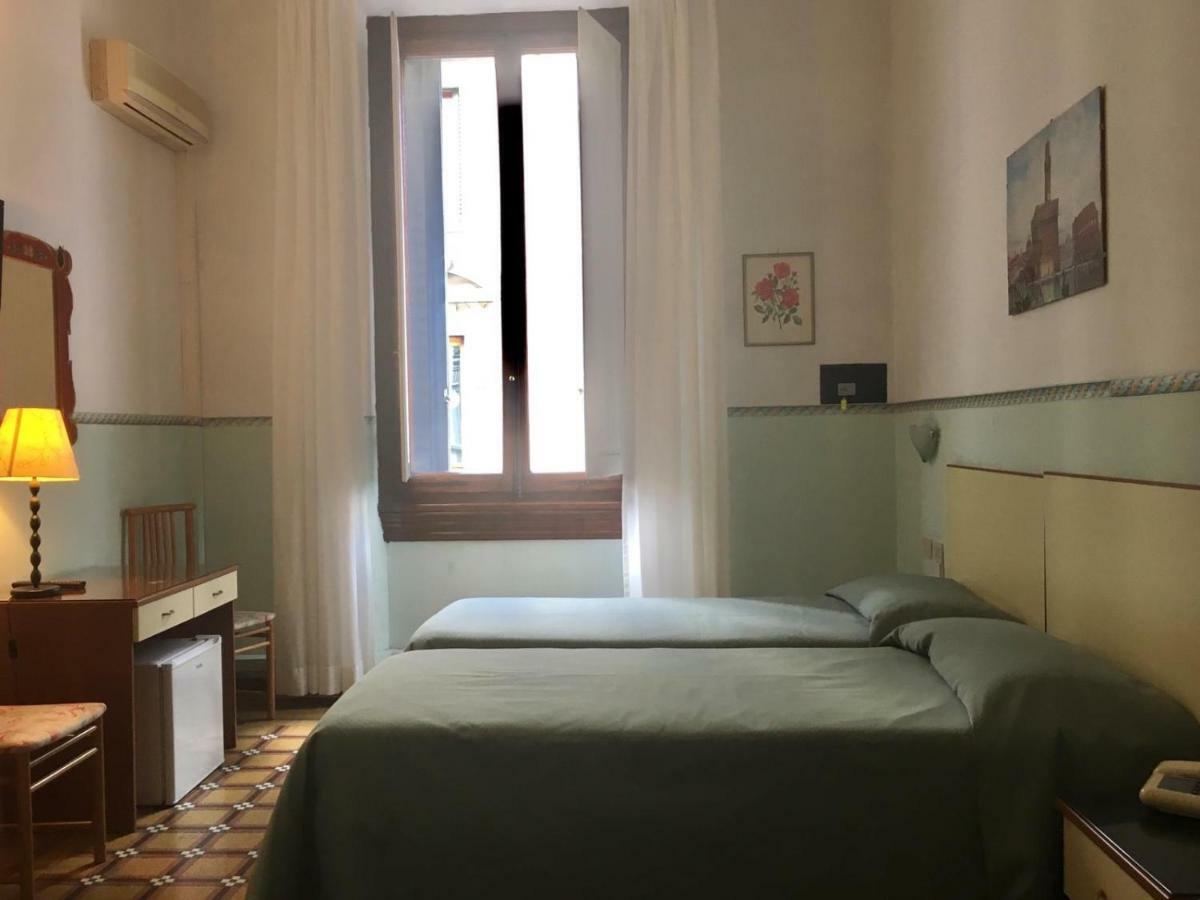 La Belle Epoque Hotel Firenze Bagian luar foto