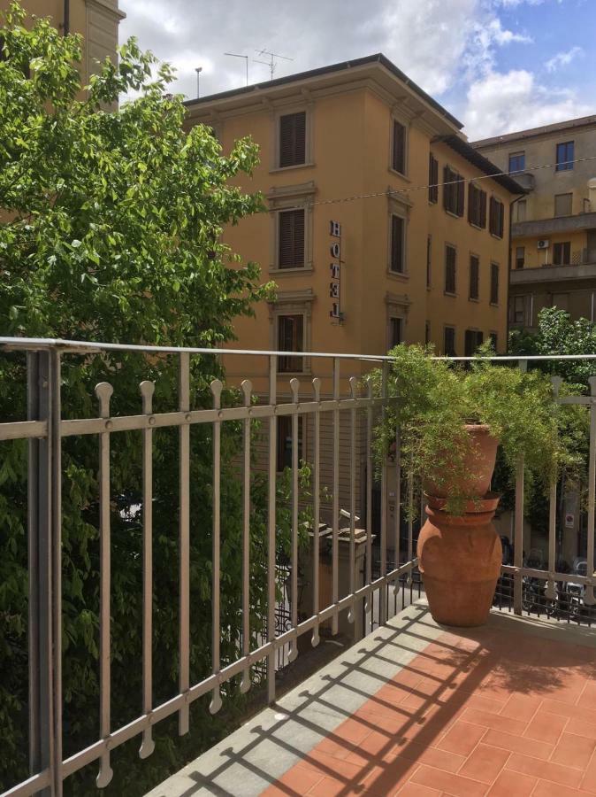 La Belle Epoque Hotel Firenze Bagian luar foto