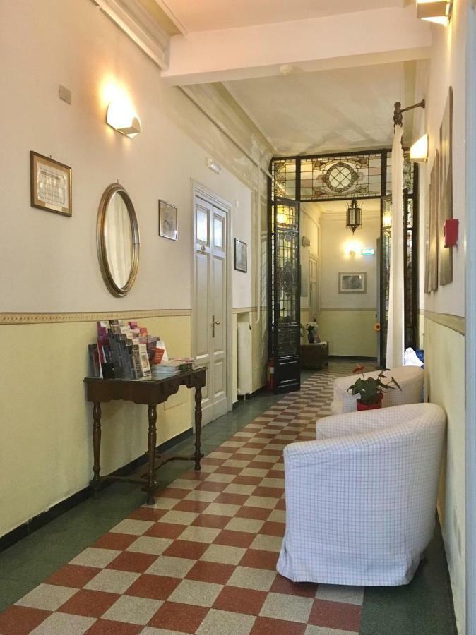 La Belle Epoque Hotel Firenze Bagian luar foto